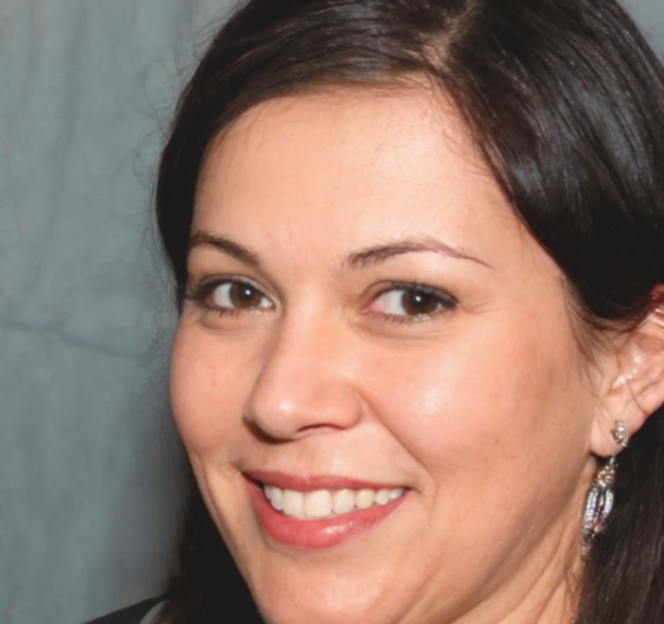 Siobhan Valtonen explaining risk management